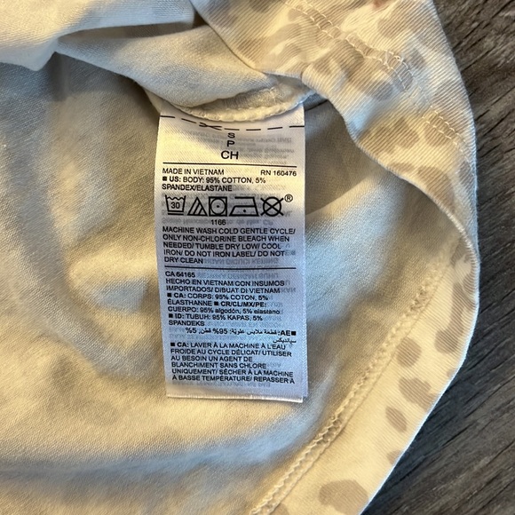 Old Navy Tank Top - Picture 4 of 4